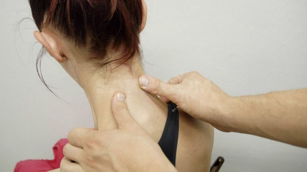 Neck massage to relax the muscles and increase blood circulation